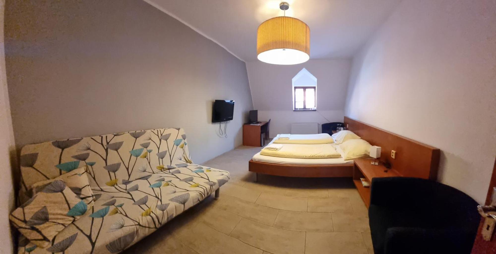 Nevinne Apartmany Kolín Екстериор снимка